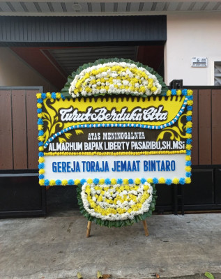 Papan Bunga Duka di Nangerang